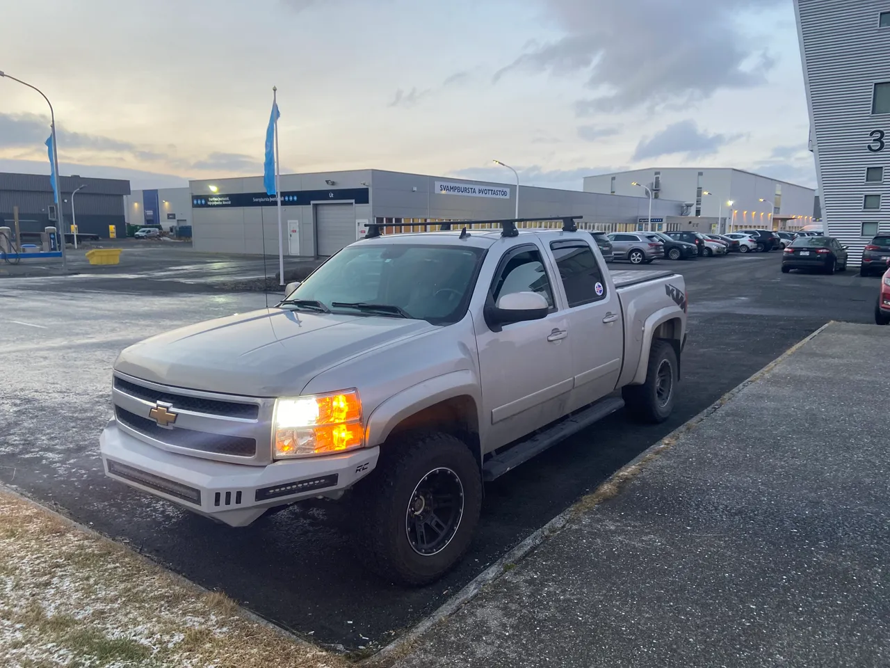 4x4 Silverado location pallbíll