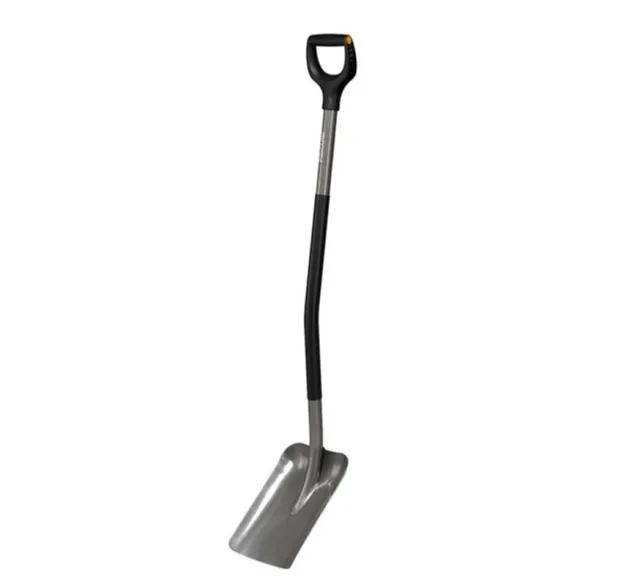 Skófla 132cm Fiskars Ergonomic